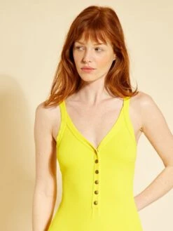 Bañador Con Automáticos En El Escote - Amarillo 10 Bañador Con Automáticos En El Escote - Amarillo -TrendyModa Ventas banador con automaticos en el escote amarillo adn24 3 frb3