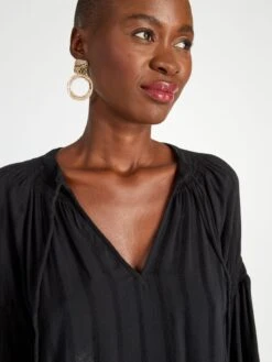 Blusa Con Manga Abombada Y Tejido Texturizado - Negro -TrendyModa Ventas blusa con manga abombada y tejido texturizado negro axn30 2 frb3