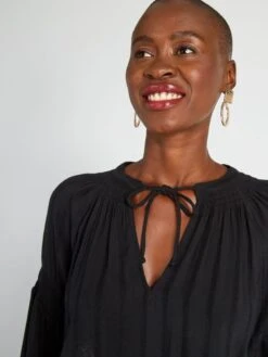 Blusa Con Manga Abombada Y Tejido Texturizado - Negro -TrendyModa Ventas blusa con manga abombada y tejido texturizado negro axn30 2 frb5