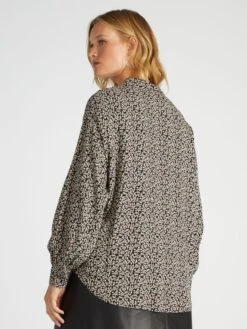 Blusa Con Motivo - BLACWHBAS5 8 Blusa Con Motivo - BLACWHBAS5 -TrendyModa Ventas blusa con motivo blacwhbas5 aiu09 2 frb3