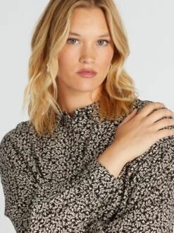 Blusa Con Motivo - BLACWHBAS5 9 Blusa Con Motivo - BLACWHBAS5 -TrendyModa Ventas blusa con motivo blacwhbas5 aiu09 2 frb4