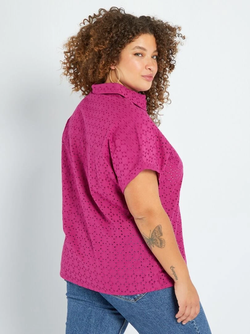 Blusa De Manga Corta Con Bordado Inglés - Fucsia 6 Blusa De Manga Corta Con Bordado Inglés - Fucsia - Imagen 4