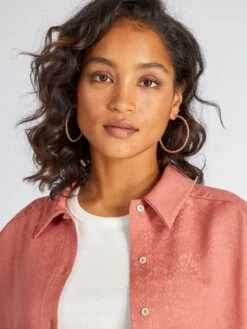 Blusa De Manga Corta De Raso - ROSA -TrendyModa Ventas blusa de manga corta de raso rosa avj71 1 frb3