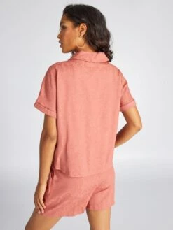 Blusa De Manga Corta De Raso - ROSA -TrendyModa Ventas blusa de manga corta de raso rosa avj71 1 frb5