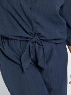 Blusa De Tejido De Crepé - Azul Oscuro -TrendyModa Ventas blusa de tejido de crepe azul oscuro ana05 2 frb5