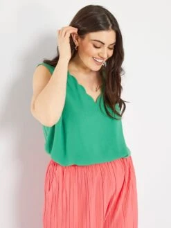 Blusa Lisa Con Cuello De Fantasía - Verde