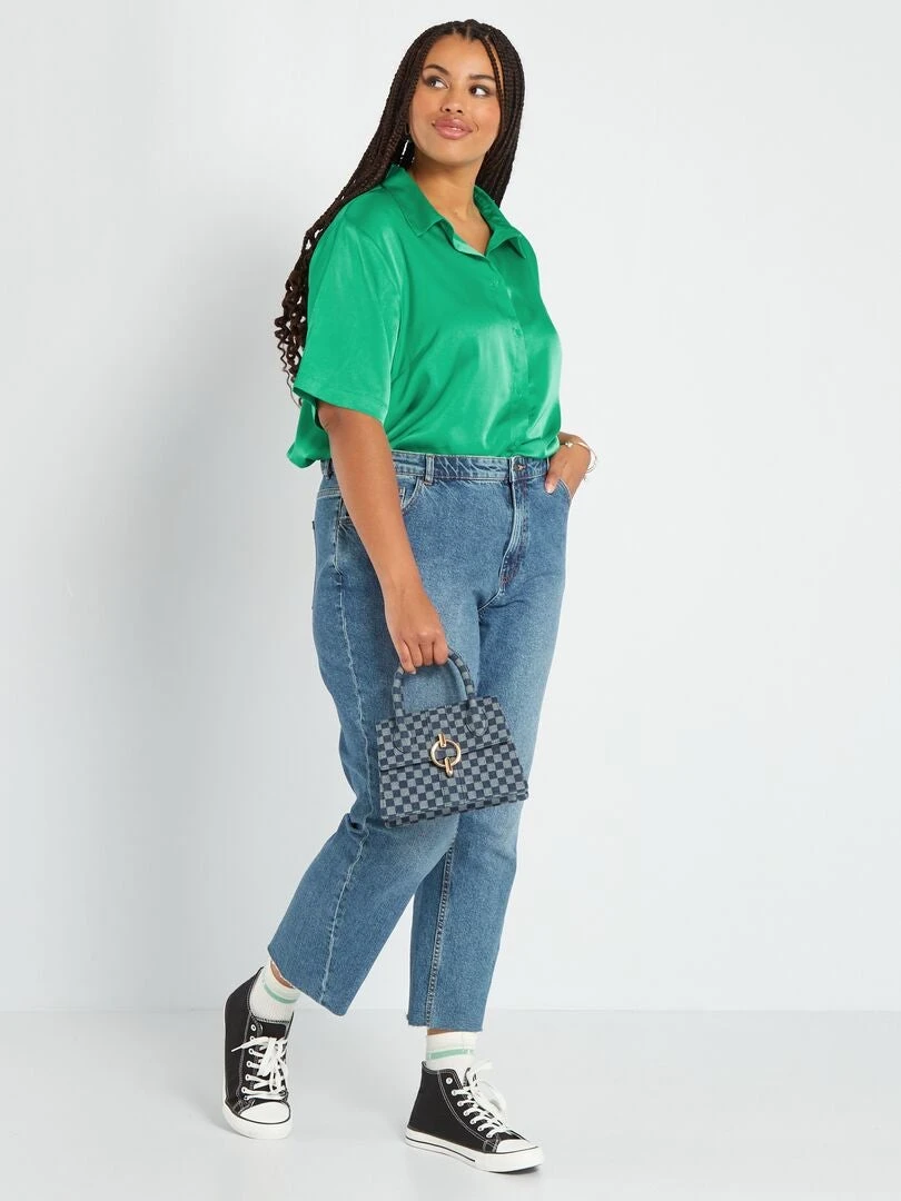 Blusa Satinada Con Cuello Italiano - Verde 4 Blusa Satinada Con Cuello Italiano - Verde - Imagen 2