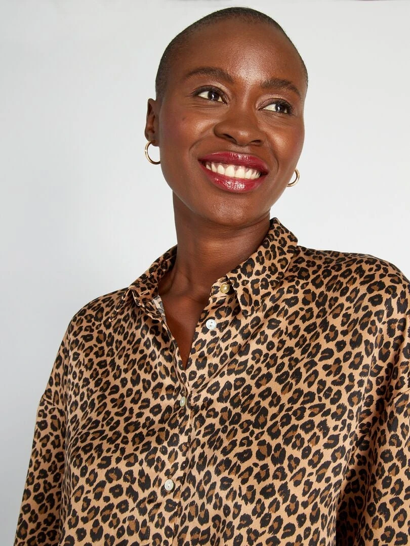 Blusa Satinada De Manga Larga - LEOLEO 5 Blusa Satinada De Manga Larga - LEOLEO - Imagen 3