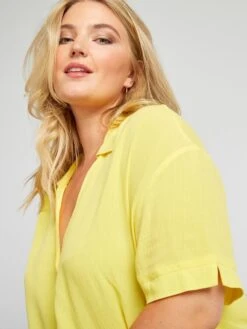 Blusa Vaporosa Con Cuello De Pico - Amarillo -TrendyModa Ventas blusa vaporosa con cuello de pico amarillo ajl22 1 frb5