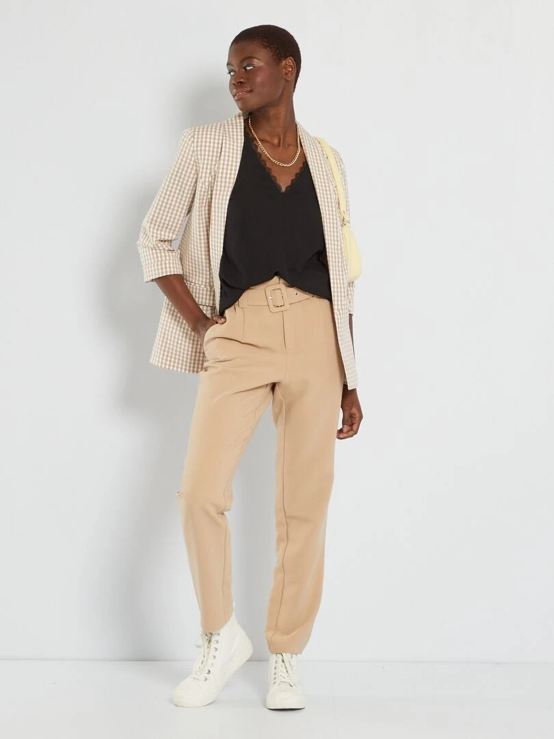 Blusa Vaporosa Con Escote De Pico - Negro 3 Blusa Vaporosa Con Escote De Pico - Negro - Imagen 2