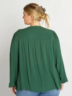 Blusa Vaporosa Con Escote De Pico - Verde -TrendyModa Ventas blusa vaporosa con escote de pico verde aix49 2 frb4