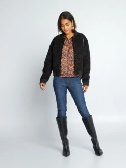 Blusa Vaporosa Con Estampado 'JDY' - NEGRO -TrendyModa Ventas blusa vaporosa con estampado jdy negro amw29 1 frb2