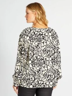 Blusa Vaporosa Con Motivo - NEGRO -TrendyModa Ventas blusa vaporosa con motivo negro aix62 1 frb4