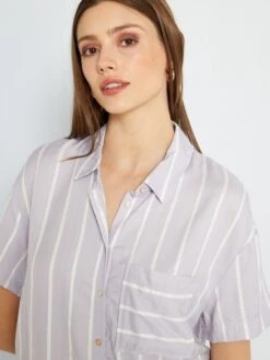 Blusa Vaporosa 'rayas' - 1 Bolsillo - PURPURA -TrendyModa Ventas blusa vaporosa rayas 1 bolsillo purpura zn903 2 frb5