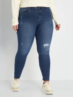 Corte Entallado/slim Fit - AZUL