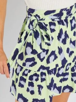 Falda Corta Con Cinturón Anudable 'JDY' - PURPURA -TrendyModa Ventas falda corta con cinturon anudable jdy purpura ais72 2 frb4