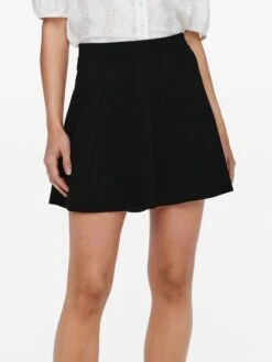 Falda Corta Evasé 'JDY' - Negro