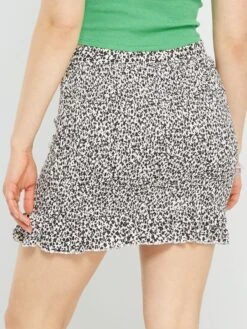 Falda Corta Volantes Y Motivos - WBLACKTACH -TrendyModa Ventas falda corta volantes y motivos wblacktach arr18 1 frb3