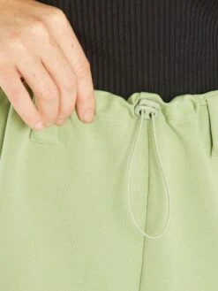 Falda Midi Estilo Paracaídas - CAQUI CLARO -TrendyModa Ventas falda midi estilo paracaidas caqui claro avg04 1 frb4