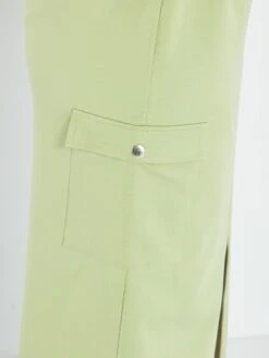 Falda Midi Estilo Paracaídas - CAQUI CLARO -TrendyModa Ventas falda midi estilo paracaidas caqui claro avg04 1 frb5