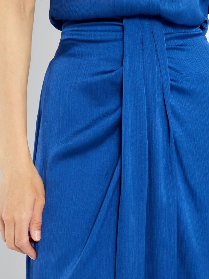 Falda Midi Lisa - Azul Oscuro 6 Falda Midi Lisa - Azul Oscuro - Imagen 4