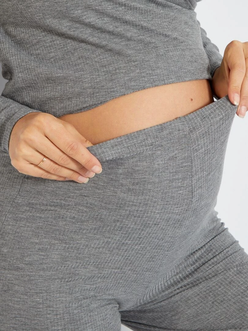 Kit De Lactancia De Punto De Canalé - 2 Piezas - GRIS 8 Kit De Lactancia De Punto De Canalé - 2 Piezas - GRIS - Imagen 6