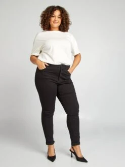 Pantalón Skinny Elástico - 5 Bolsillos - NEGRO