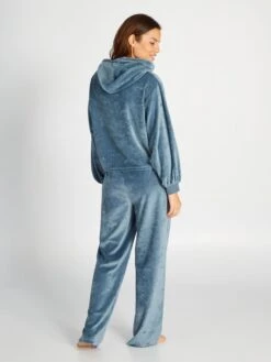 Pijama De Terciopelo Y Canalé - 2 Piezas - Azul Gris 7 Pijama De Terciopelo Y Canalé - 2 Piezas - Azul Gris -TrendyModa Ventas pijama de terciopelo y canale 2 piezas azul gris arg16 1 frb2