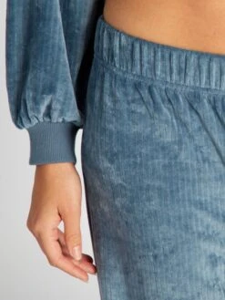 Pijama De Terciopelo Y Canalé - 2 Piezas - Azul Gris 9 Pijama De Terciopelo Y Canalé - 2 Piezas - Azul Gris -TrendyModa Ventas pijama de terciopelo y canale 2 piezas azul gris arg16 1 frb4