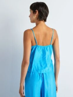Top Satinado Con Cuello Torcido - Azul -TrendyModa Ventas top satinado con cuello torcido azul aus22 1 frb4