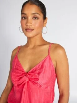 Top Satinado Con Cuello Torcido - Rosa -TrendyModa Ventas top satinado con cuello torcido rosa aus22 2 frb4