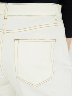 Vaquero Mom Con Talle Muy Alto - L32 - BLANCO -TrendyModa Ventas vaquero mom con talle muy alto l32 blanco zk670 2 frb6