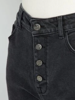 Vaquero Mom Con Talle Muy Alto - L32 - NEGRO 10 Vaquero Mom Con Talle Muy Alto - L32 - NEGRO -TrendyModa Ventas vaquero mom con talle muy alto l32 negro zk670 1 frb4