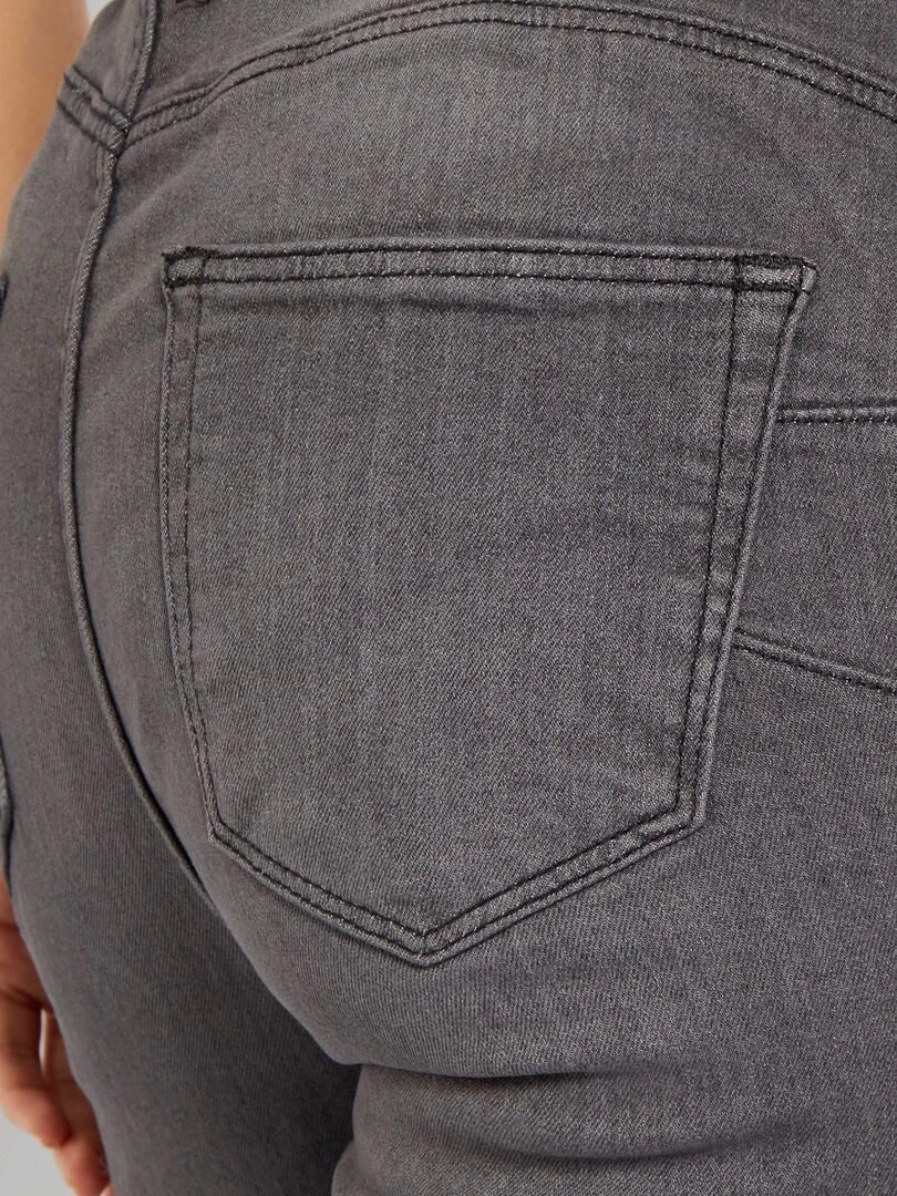 Vaquero Skinny L32 - GRIS 8 Vaquero Skinny L32 - GRIS - Imagen 6