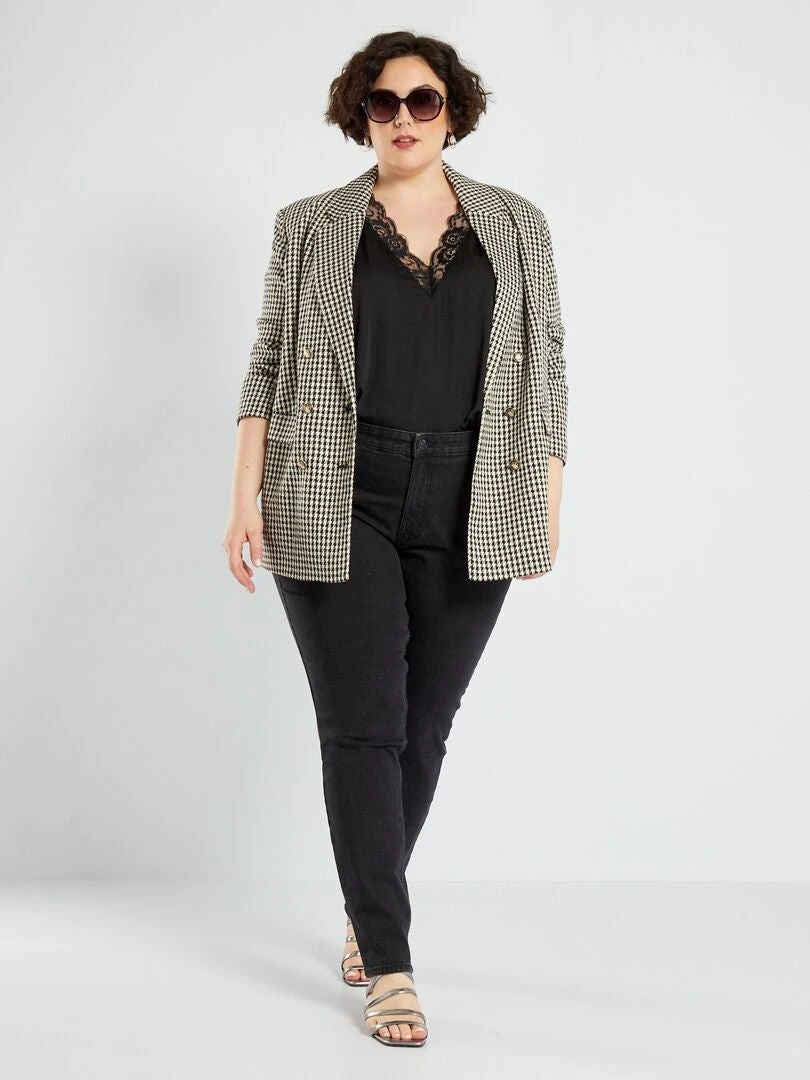 Vaquero Slim De Talle Alto - L28 - NEGRO 4 Vaquero Slim De Talle Alto - L28 - NEGRO - Imagen 2