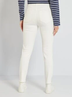 Vaquero Slim Elástico - 30L - BLANCO -TrendyModa Ventas vaquero slim elastico 30l blanco zk731 1 frb3