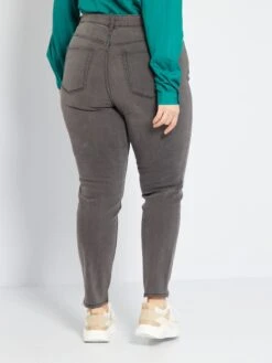 Vaquero Slim Elástico - 30L - GRIS -TrendyModa Ventas vaquero slim elastico 30l gris zj382 2 frb3