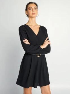 Vestido Con Escote Cruzado - Negro