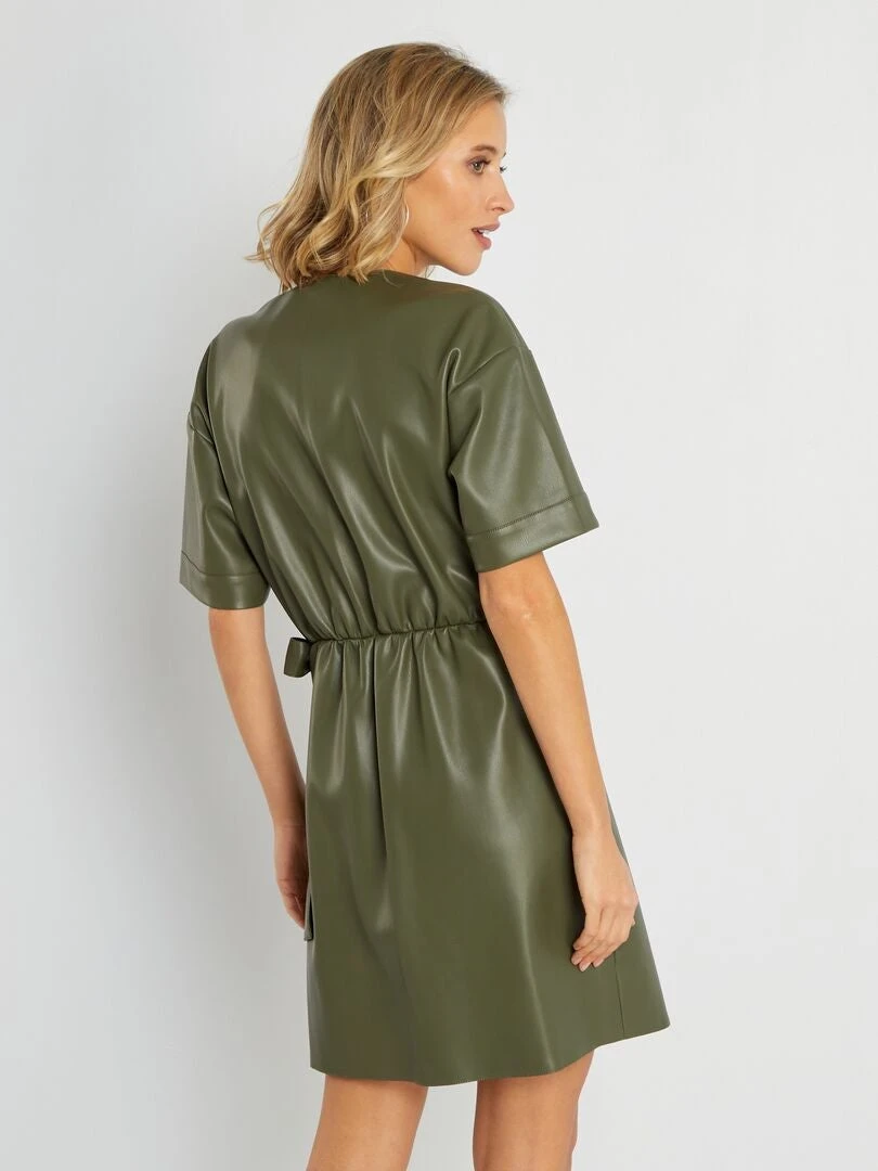 Vestido Corto Con Cinturón Anudable - Verde Oscuro 5 Vestido Corto Con Cinturón Anudable - Verde Oscuro - Imagen 3