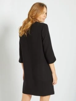 Vestido Corto Con Cuello De Pico - Negro -TrendyModa Ventas vestido corto con cuello de pico negro zg179 1 frb3