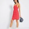 Vestido Corto Con Motivos - ROJO -TrendyModa Ventas vestido corto con motivos rojo zr774 5 frb1