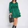 Vestido Corto Efecto Satinado - VERDE -TrendyModa Ventas vestido corto efecto satinado verde ait17 1 frb1