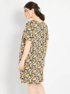 Vestido Corto Gofrado - ROSA -TrendyModa Ventas vestido corto gofrado rosa add04 1 frb3