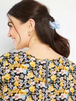 Vestido Corto Gofrado - ROSA -TrendyModa Ventas vestido corto gofrado rosa add04 1 frb4