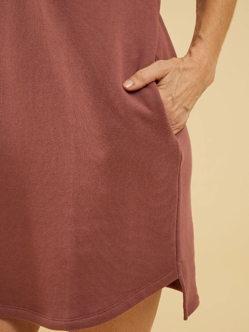 Vestido Corto Tipo Sudadera - Rosa Castaño 6 Vestido Corto Tipo Sudadera - Rosa Castaño - Imagen 4