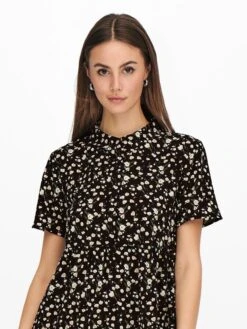 Vestido Corto Vaporoso 'JDY' - NEGRO -TrendyModa Ventas vestido corto vaporoso jdy negro abv20 5 frb3