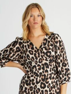 Vestido Largo Con Abertura Cruzada 'Only Carmakoma' - Leopardo -TrendyModa Ventas vestido largo con abertura cruzada only carmakoma leopardo aud31 1 frb3