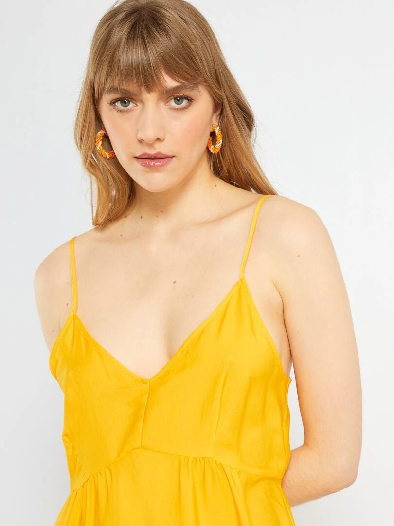 Vestido Largo Con Capas - AMARILLO 5 Vestido Largo Con Capas - AMARILLO - Imagen 3